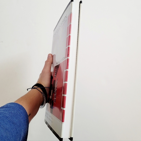 Portfolio Design 3rd edition - Picture 8 of 8